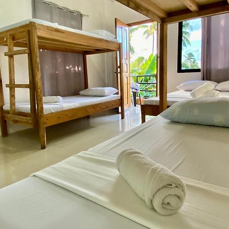 Reddot Guest House General Luna  Exterior photo