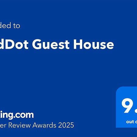 Reddot Guest House General Luna  Exterior photo