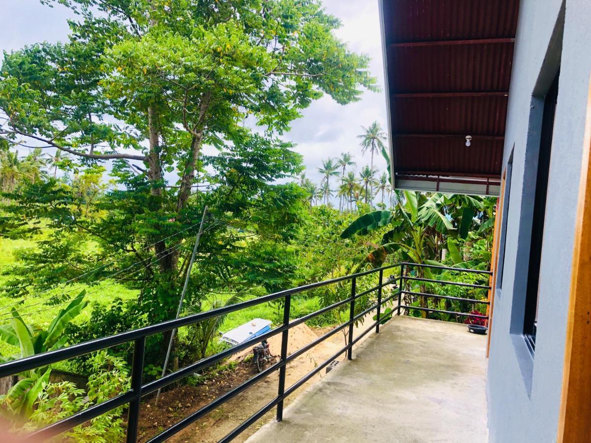 Reddot Guest House General Luna  Exterior photo