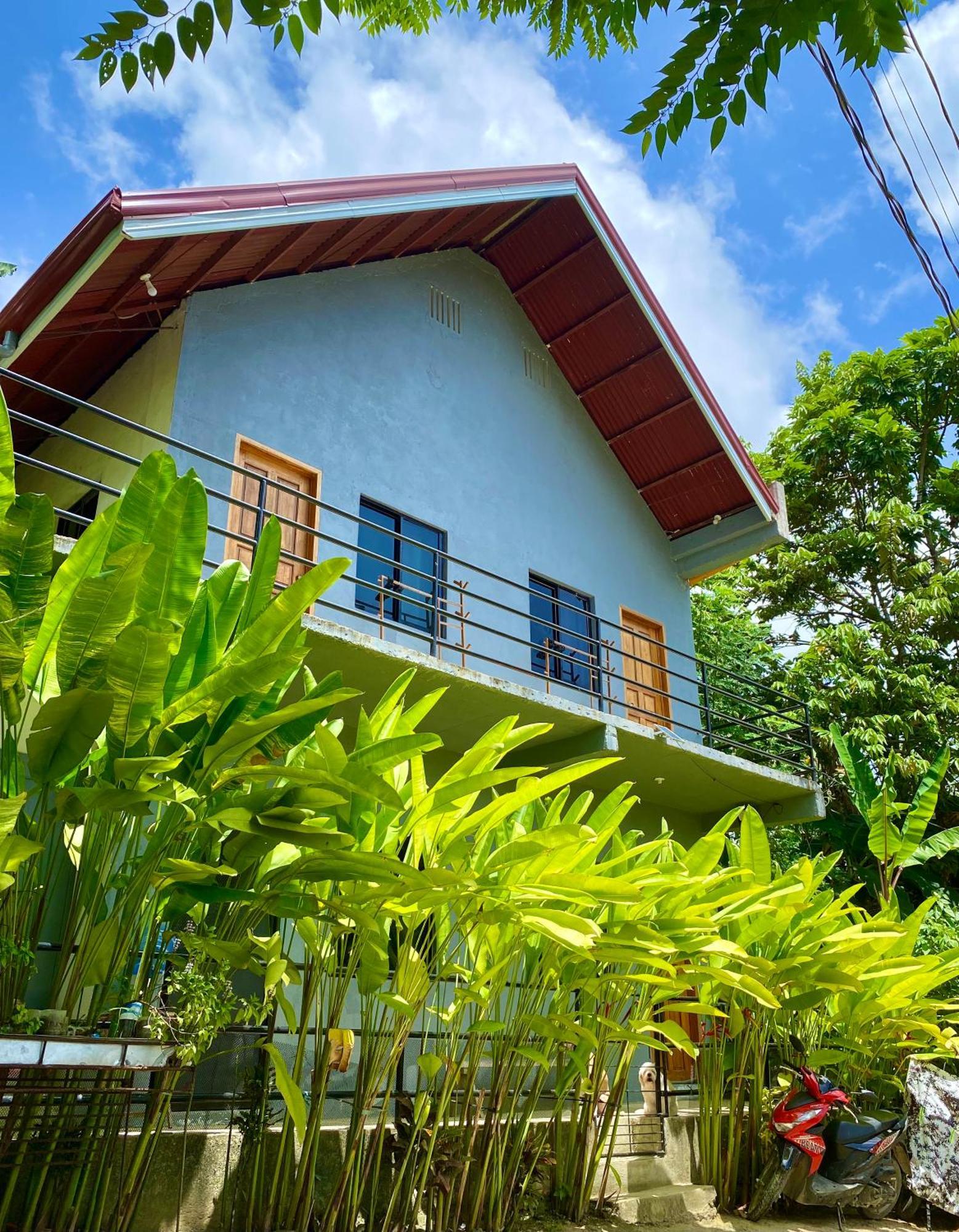 Reddot Guest House General Luna  Exterior photo